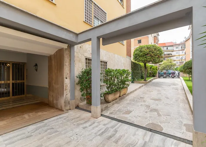 Fleming Suites By Hili Roma